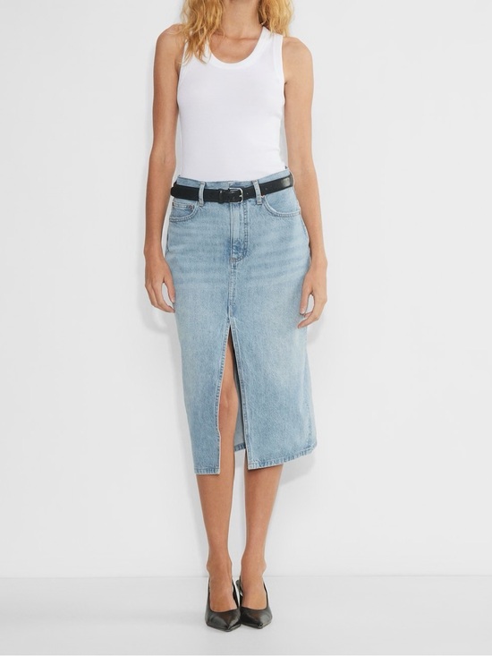 Denim Forum Dresses & Skirts - Denim Forum The '90s Halle Denim Skirt size 26 aritzia